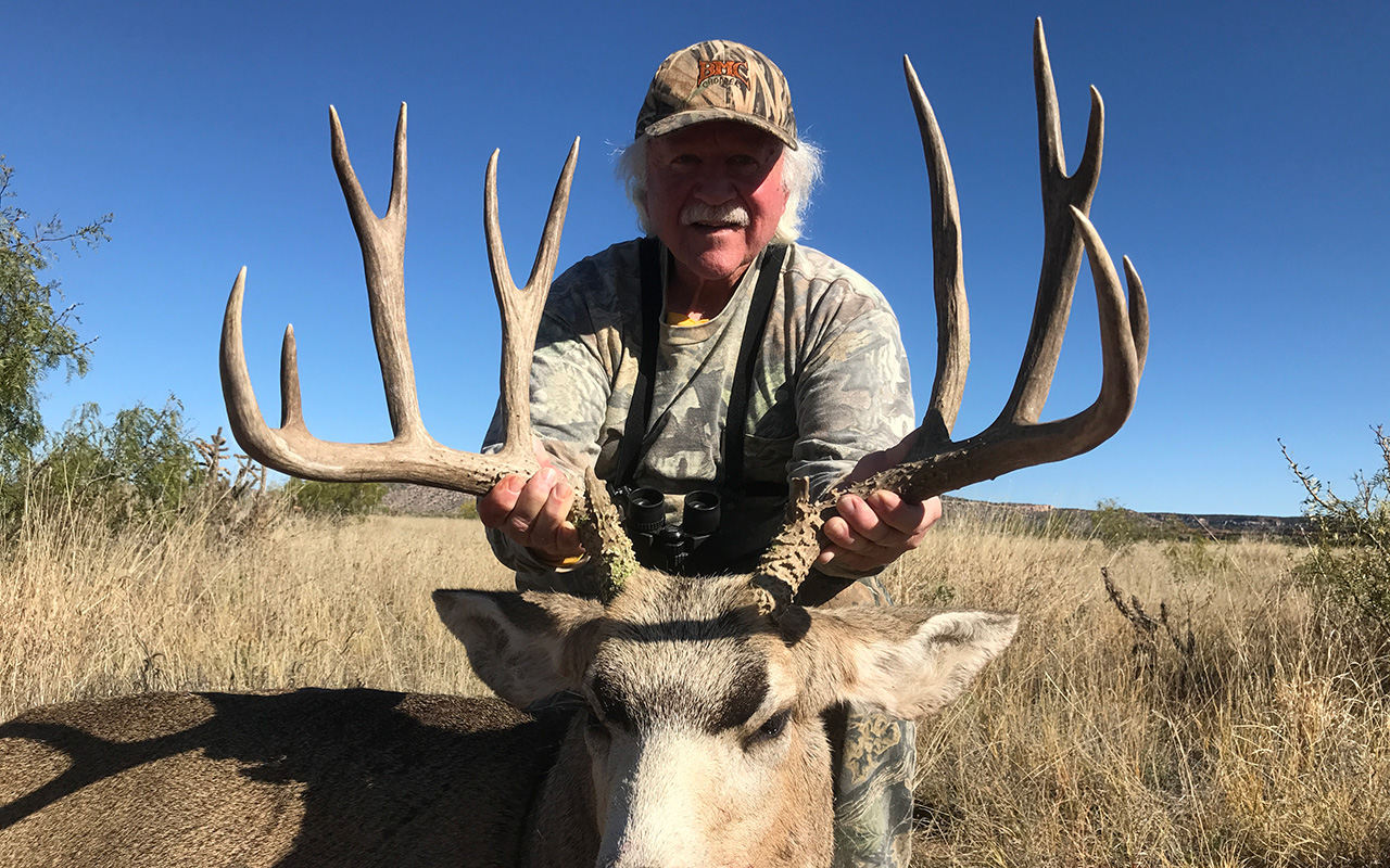 Tri-State Outfitters mule-deer